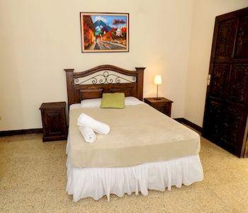 Hotel De San Carlos Del Parque